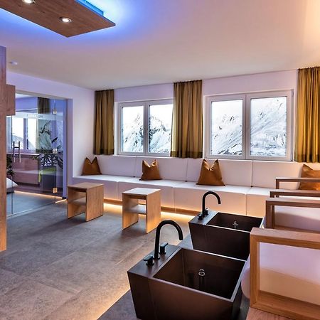 Hotel St-Leonhard Sankt Leonhard im Pitztal Buitenkant foto