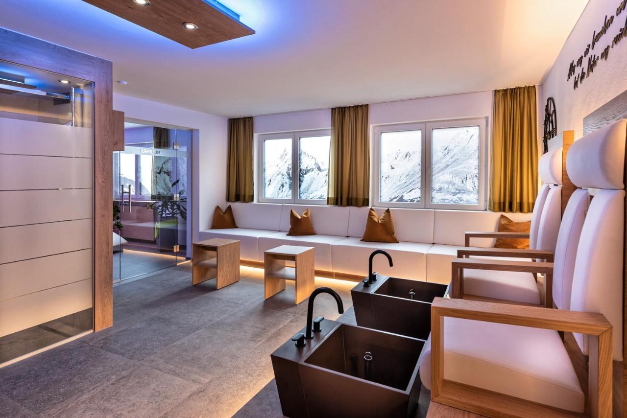 Hotel St-Leonhard Sankt Leonhard im Pitztal Buitenkant foto