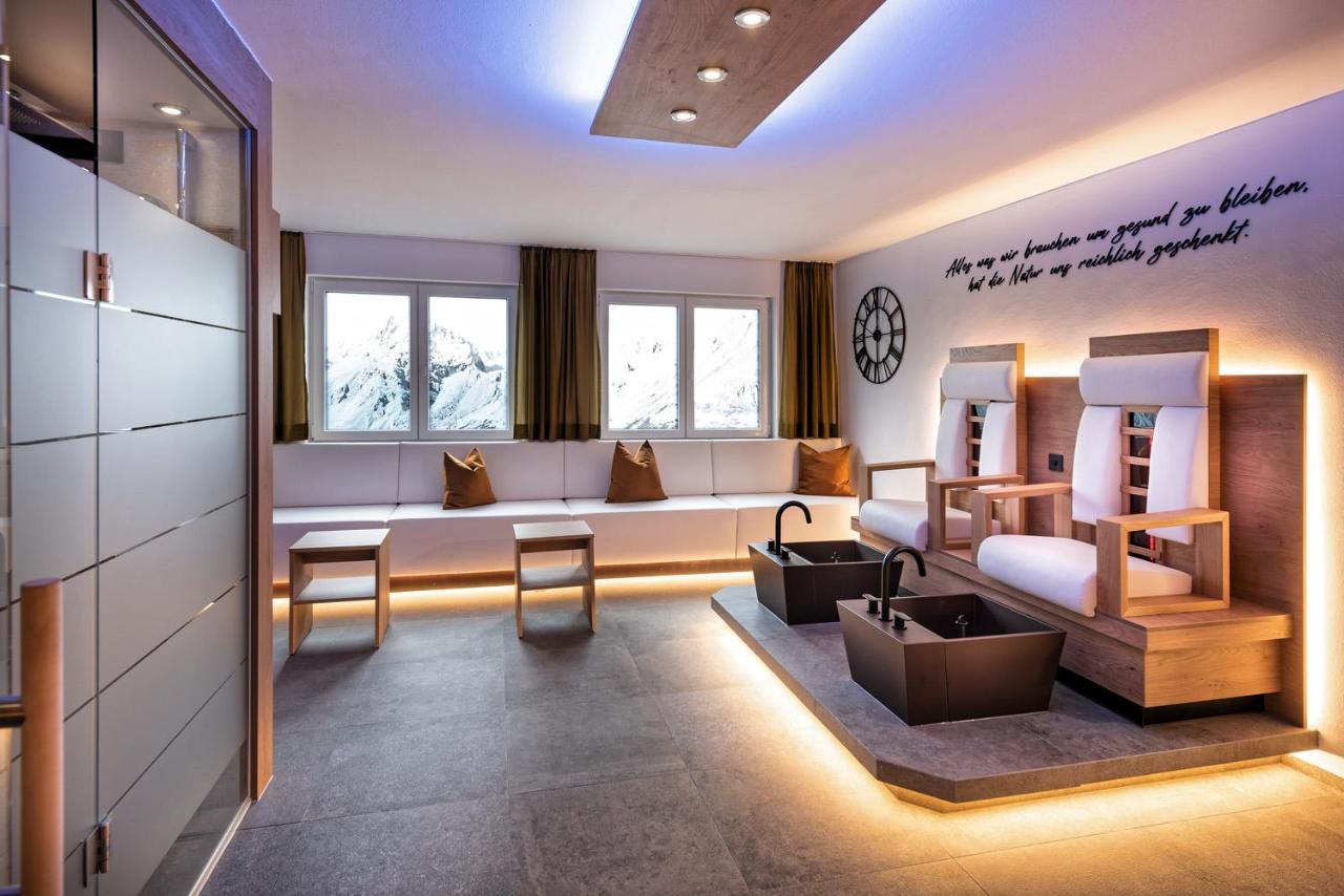 Hotel St-Leonhard Sankt Leonhard im Pitztal Buitenkant foto